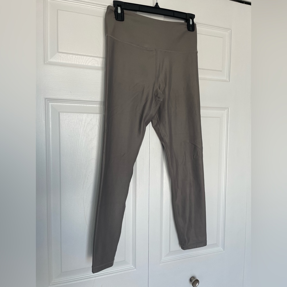 Zyia leggings